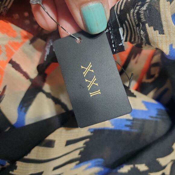 Forever 21 Aztec Abstract Tribal Square Scarf NWT Sheer Lightweight Large - Picture 6 of 6